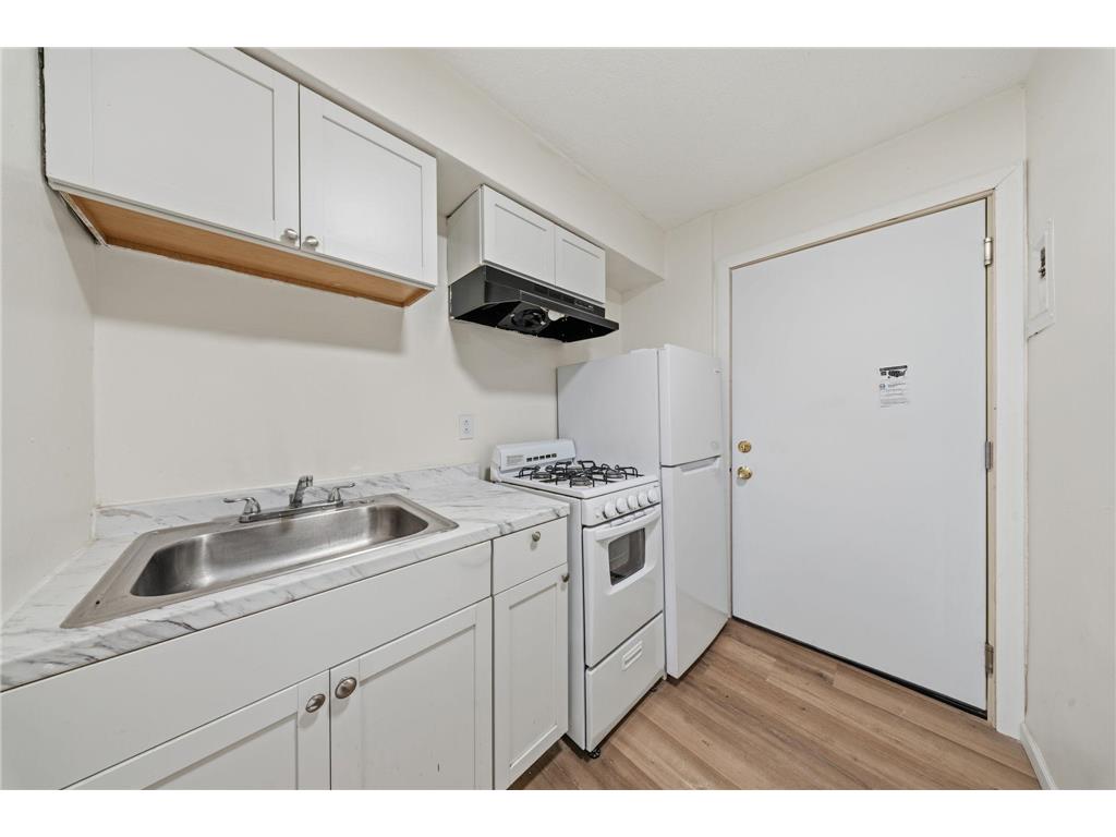 2528 17th Avenue S Minneapolis MN 55404 7086019 image13