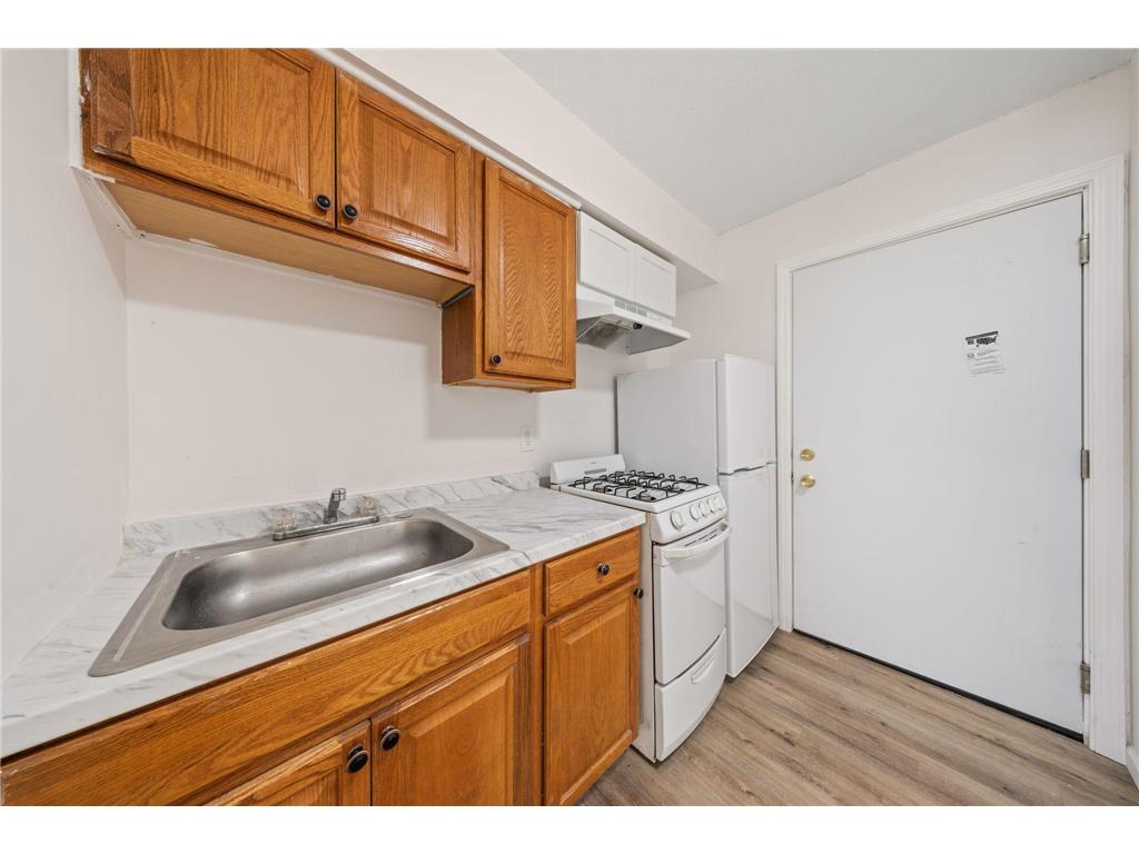 2528 17th Avenue S Minneapolis MN 55404 7086019 image22