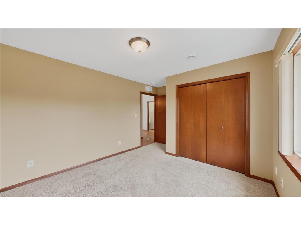 2528 Hawk Ridge Court SE Rochester MN 55904 7069202 image21
