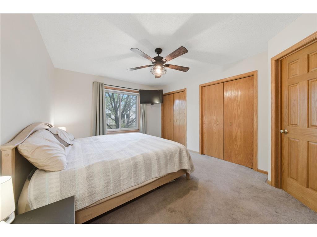 2529 Edinbrook Terrace Brooklyn Park MN 55443 7068572 image12