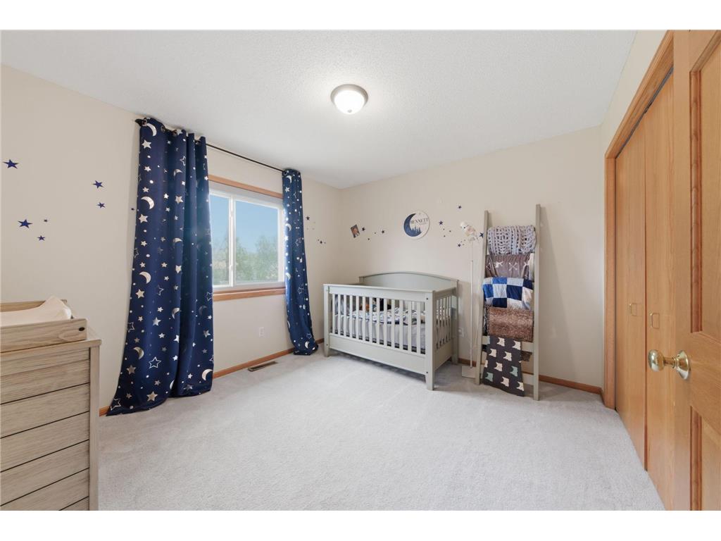2529 Edinbrook Terrace Brooklyn Park MN 55443 7068572 image15
