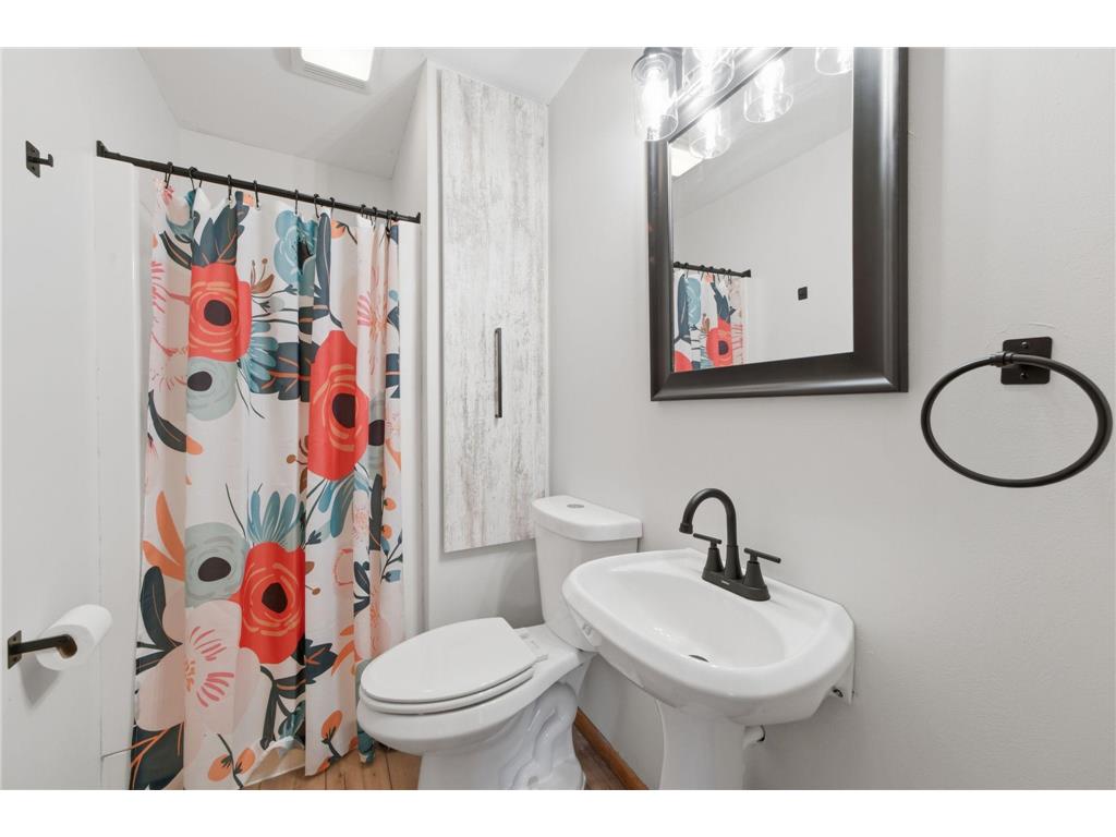 2529 Edinbrook Terrace Brooklyn Park MN 55443 7068572 image17