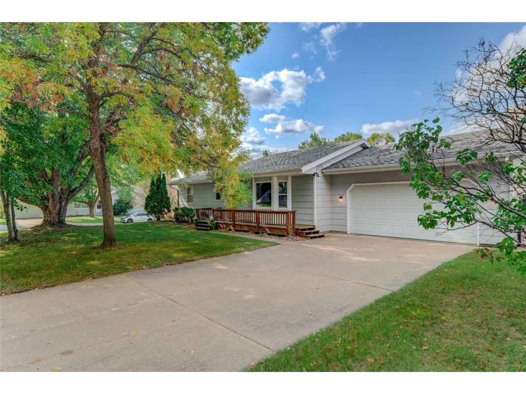 253 Kari Lane, River Falls, WI 54022 MLS 6178526 Edina Realty