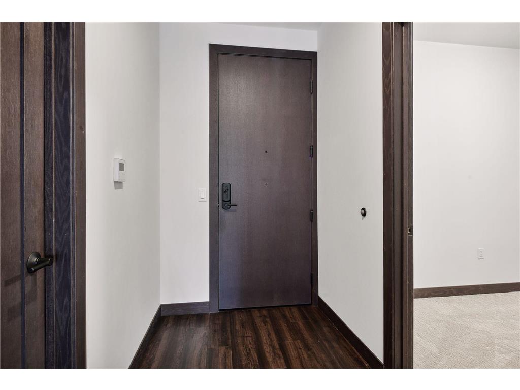 253 Lake Street E #204 Wayzata MN 55391 7072476 image4