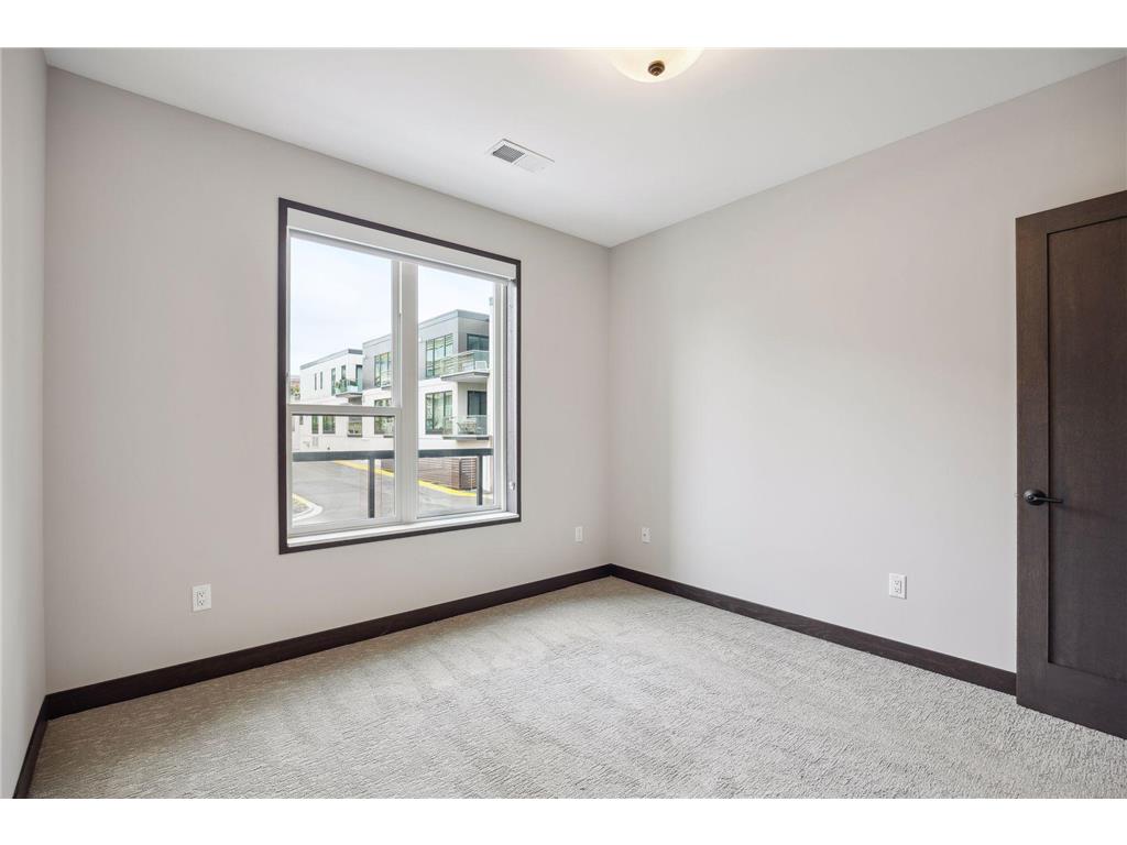 253 Lake Street E #206 Wayzata MN 55391 7050771 image24