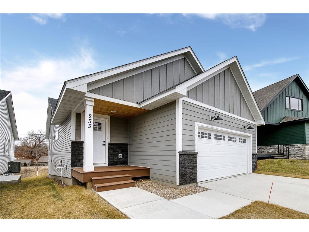 253 McCarrons Place W Roseville MN 55113 - McCarron 6648514 image1