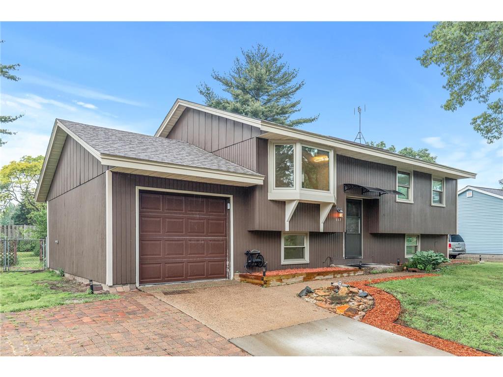 253 N Star Lane Circle Pines MN 55014 6546254 image1