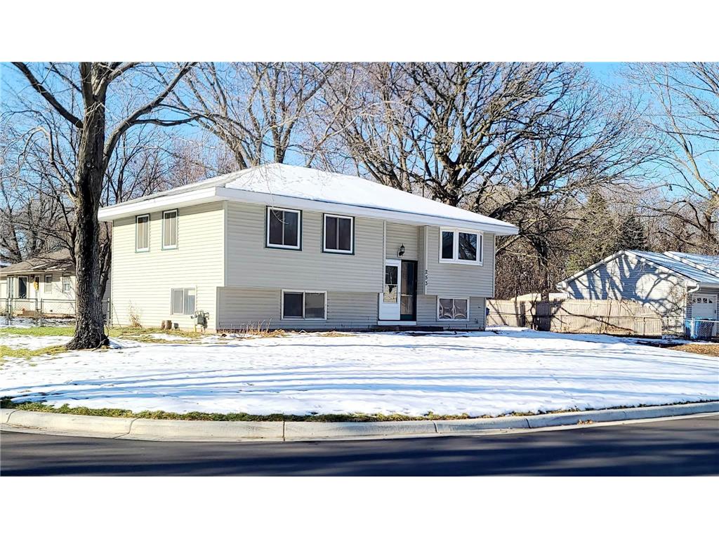 253 Twilite Terrace, Circle Pines, MN 55014 MLS 6312485 Edina Realty