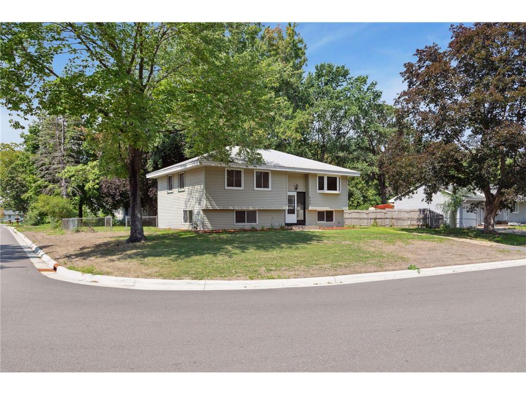 253 Twilite Terrace Circle Pines MN 55014 6419478 image1