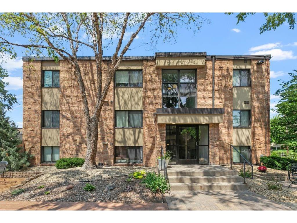 2530 1st Ave S #101 Minneapolis MN 55404 6813925 image17