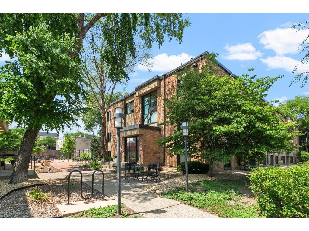 2530 1st Ave S #101 Minneapolis MN 55404 7078576 image17