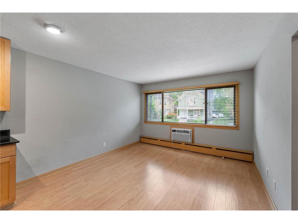 2530 1st Ave S #N201 Minneapolis MN 55404 7080849 image5