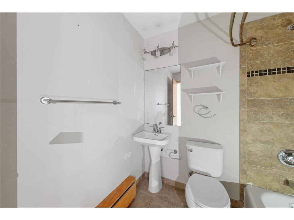 2530 1st Avenue S #N204 Minneapolis MN 55404 7080447 image20