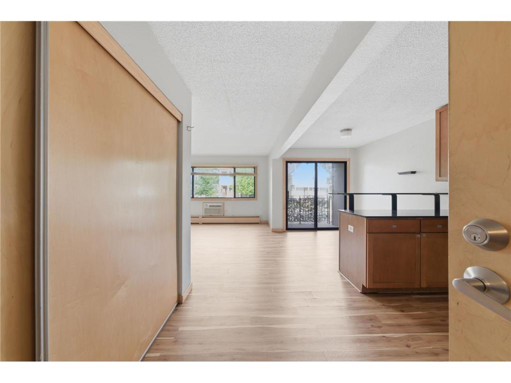 2530 1st Avenue S #N204 Minneapolis MN 55404 7080447 image5