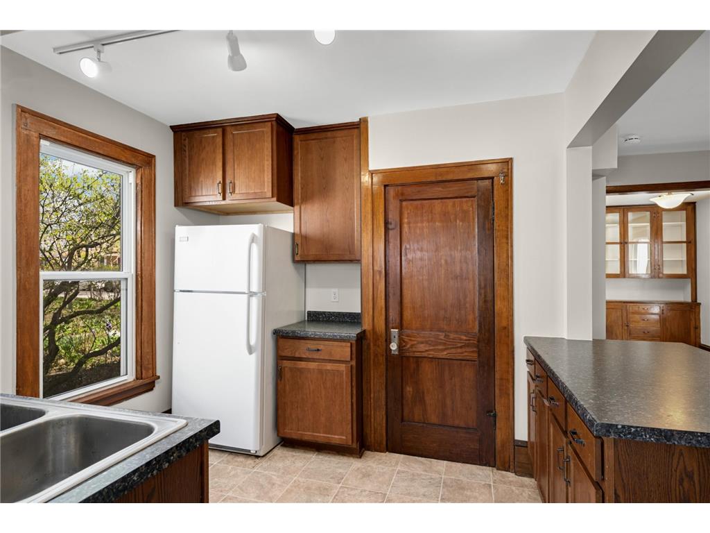 2530 Hayes Street NE Minneapolis MN 55418 7054431 image12