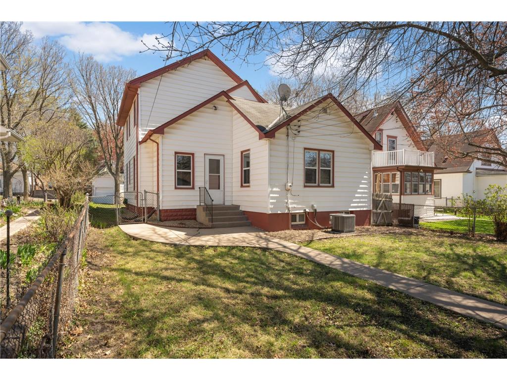 2530 Hayes Street NE Minneapolis MN 55418 7054431 image28