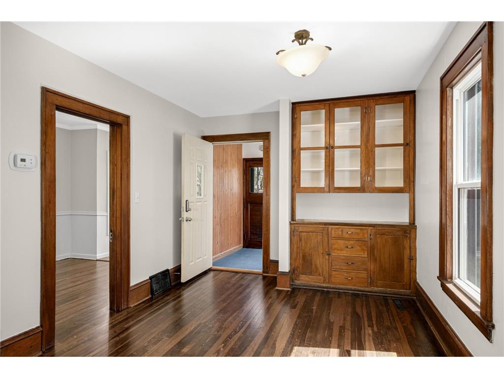 2530 Hayes Street NE Minneapolis MN 55418 7054431 image6