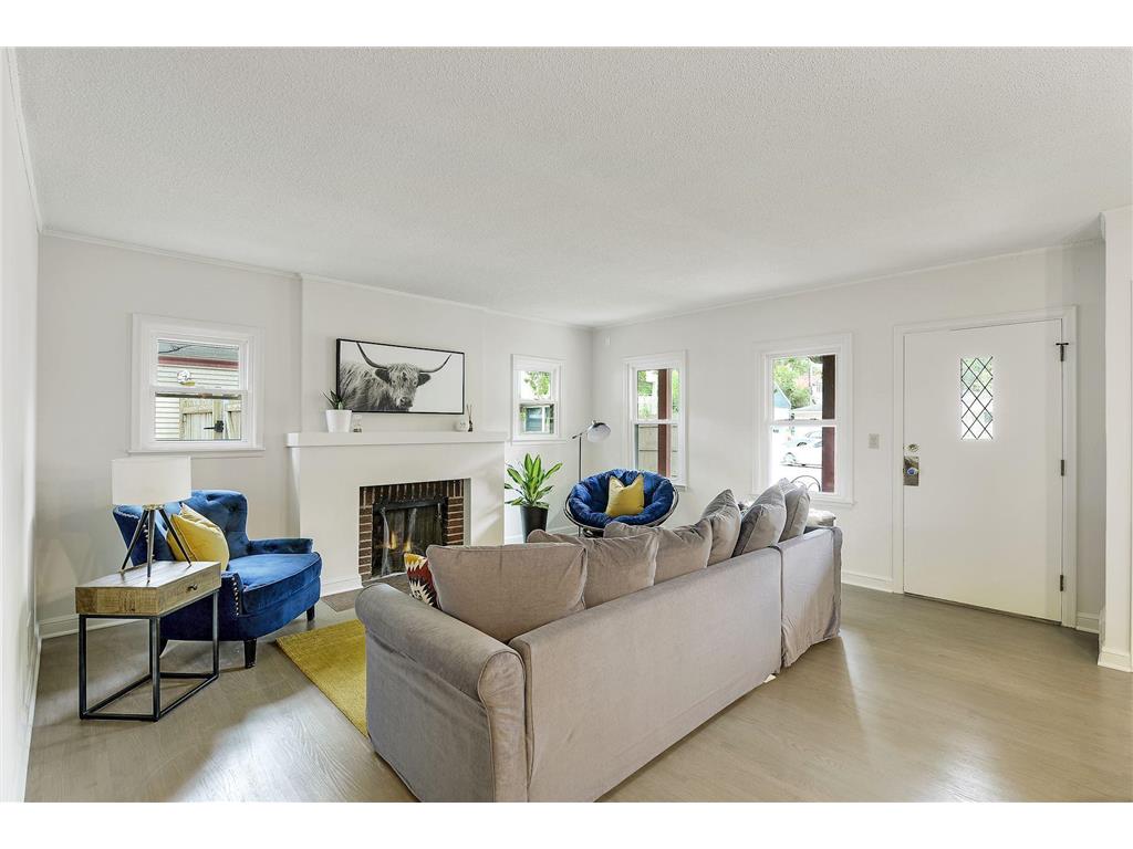 2530 W 50th Street Minneapolis MN 55410 7054306 image4