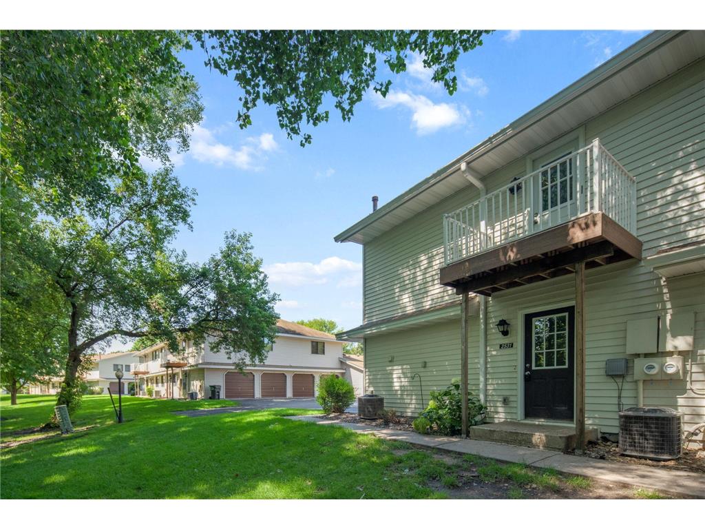 2531 Brookdale Lane Brooklyn Park MN 55444 6764601 image1