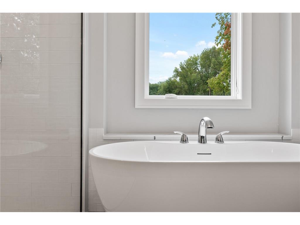 25315 Park Lane Shorewood MN 55331 6766021 image17