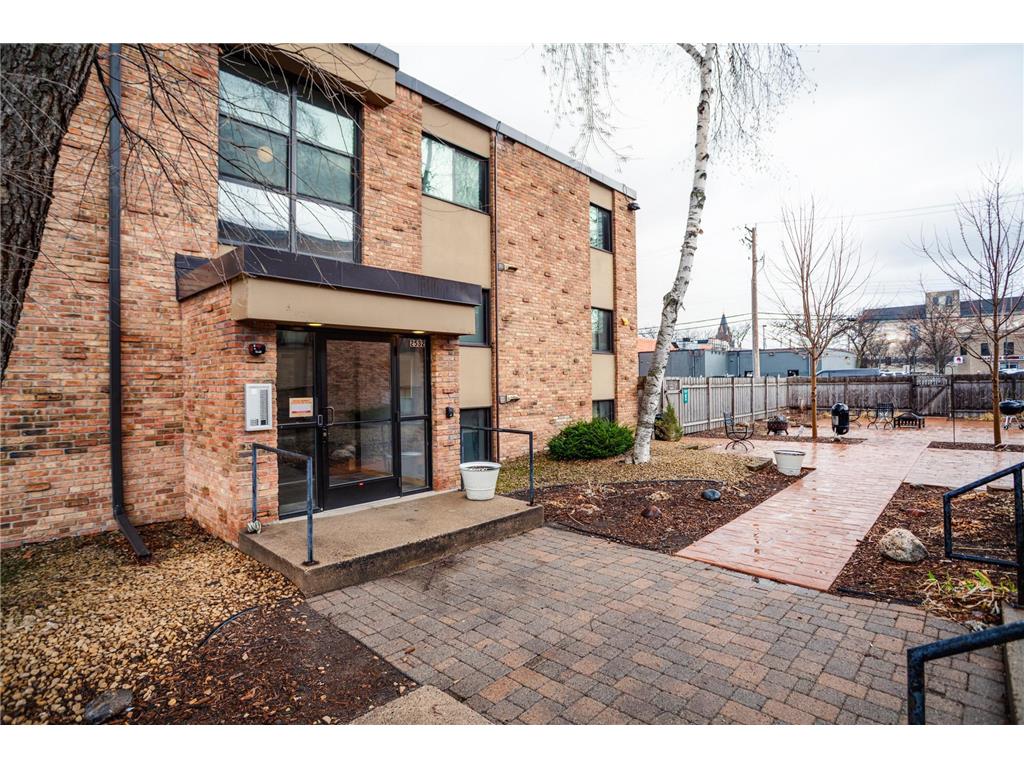 2532 1st Avenue S #S106 Minneapolis MN 55404 7045832 image21
