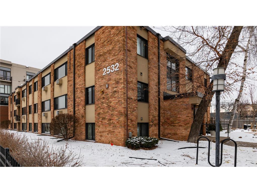 2532 1st Avenue S #S306 Minneapolis MN 55404 6649631 image1