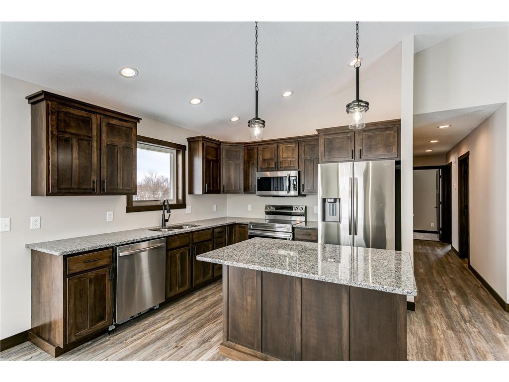 2532 Miller Avenue River Falls WI 54022 6332084 image1