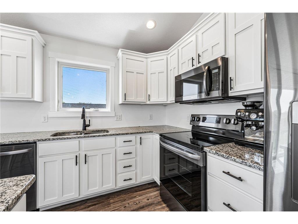 2532 Miller Avenue River Falls WI 54022 7076569 image11