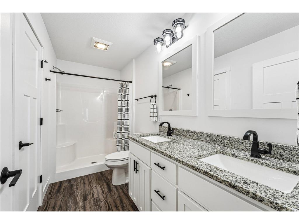 2532 Miller Avenue River Falls WI 54022 7076569 image17
