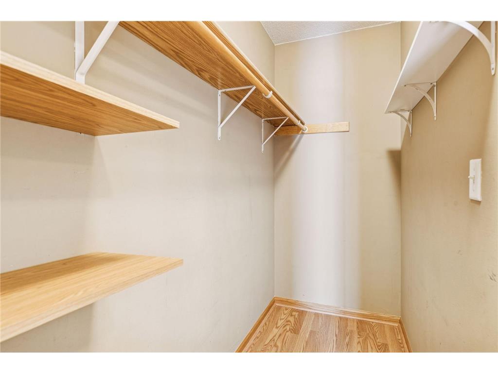 2533 Cobble Hill Court #F Woodbury MN 55125 7002349 image20