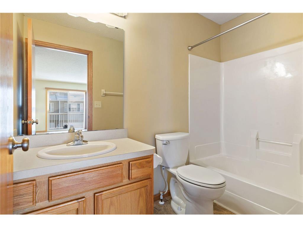 2533 Cobble Hill Court #F Woodbury MN 55125 7002349 image21