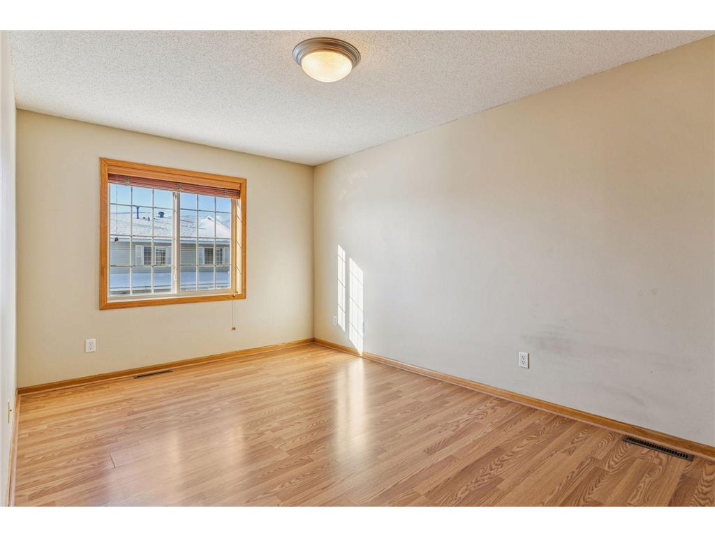 2533 Cobble Hill Court #F Woodbury MN 55125 7002349 image22