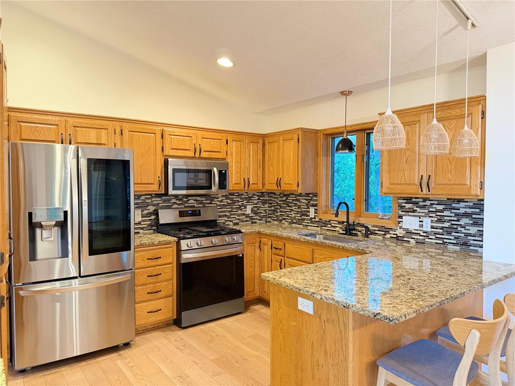 2533 Montana Avenue E Maplewood MN 55119 7082776 image11