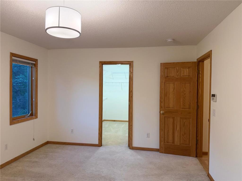 2533 Montana Avenue E Maplewood MN 55119 7082776 image14
