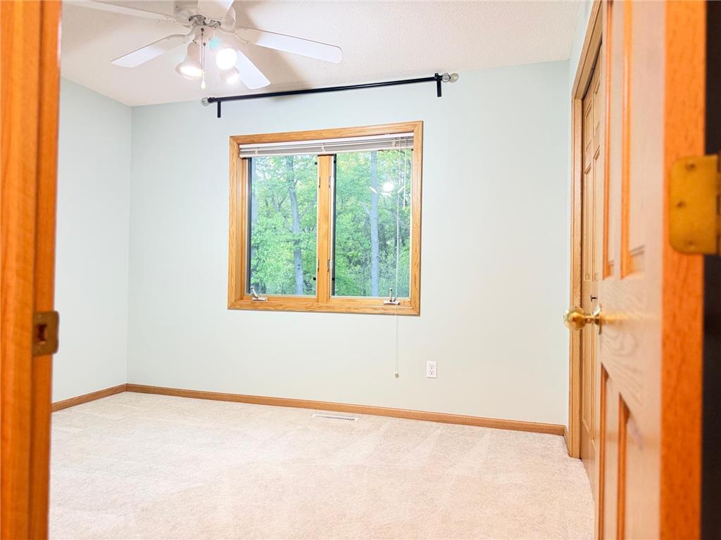 2533 Montana Avenue E Maplewood MN 55119 7082776 image16