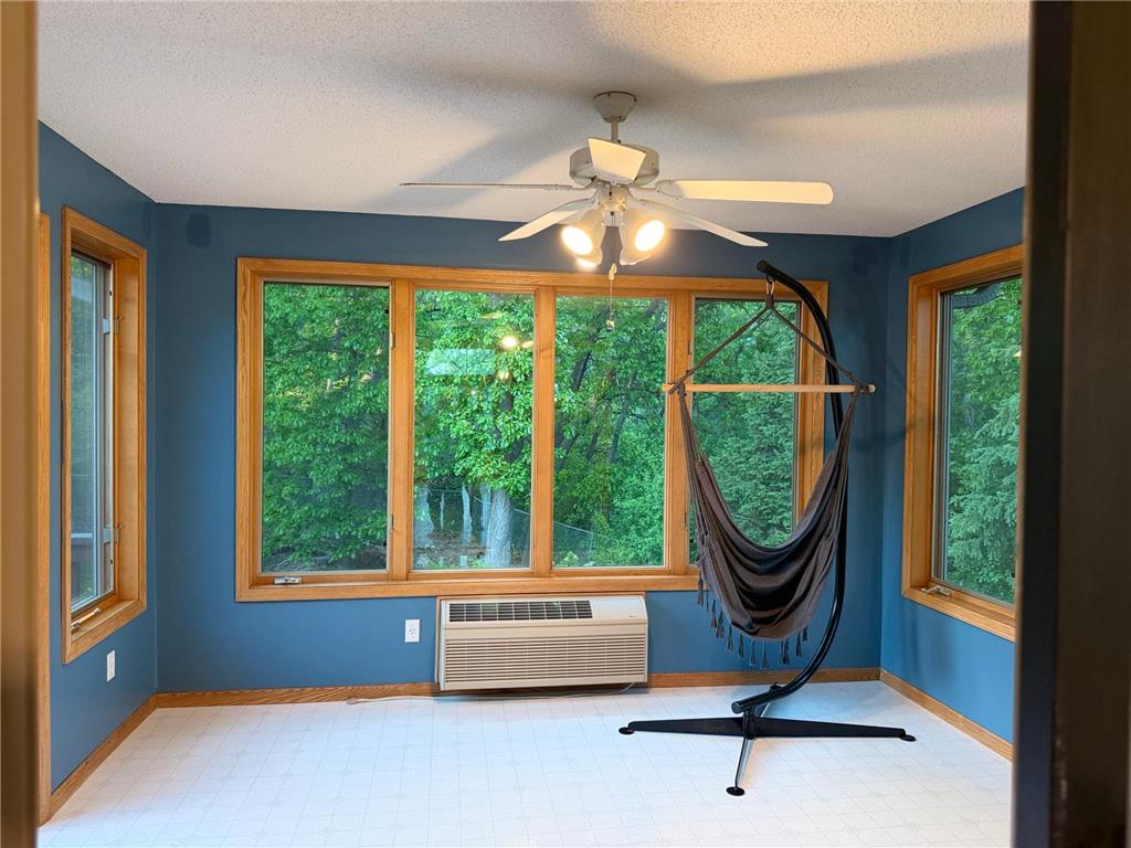 2533 Montana Avenue E Maplewood MN 55119 7082776 image37