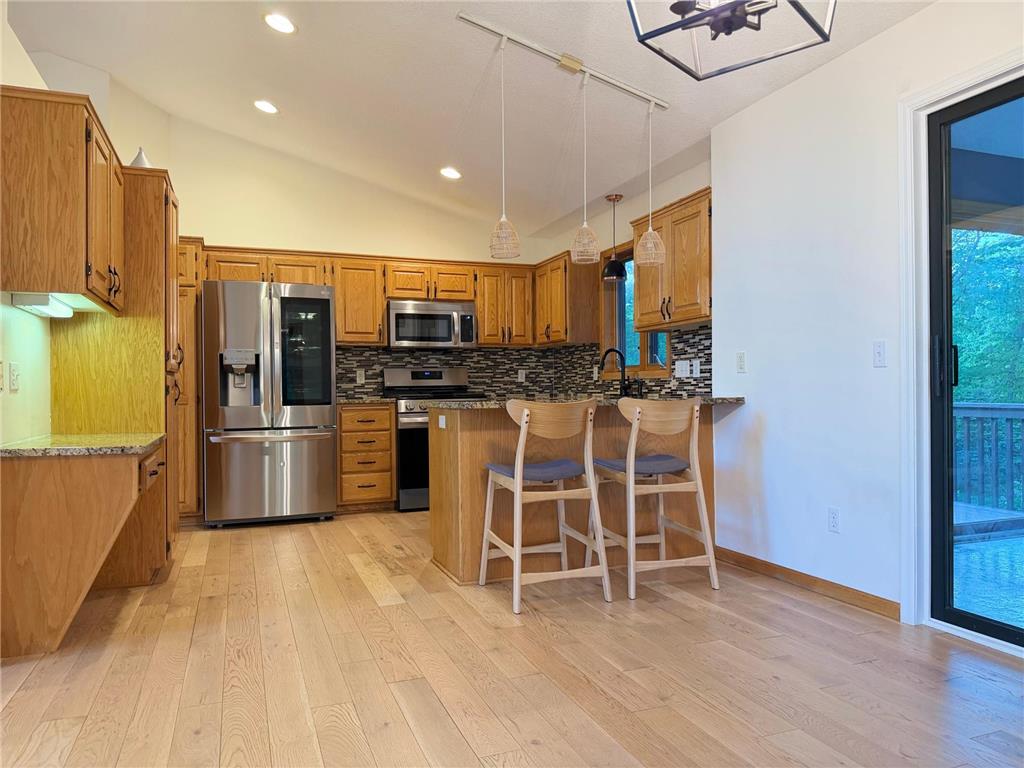 2533 Montana Avenue E Maplewood MN 55119 7082776 image9