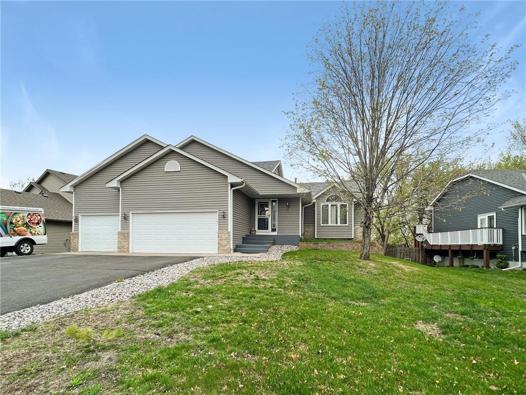 2533 Radisson Woods Drive NE Blaine MN 55449 6369594 image1