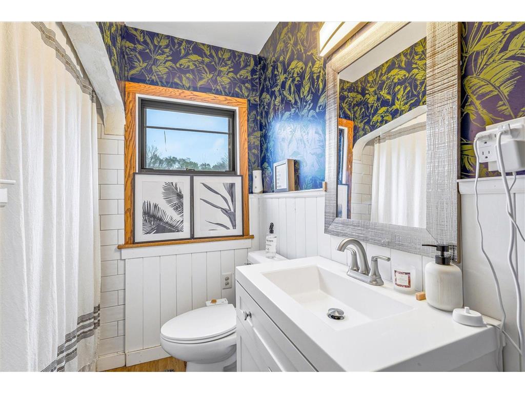 2533 Snelling Curve Roseville MN 55113 7048571 image19