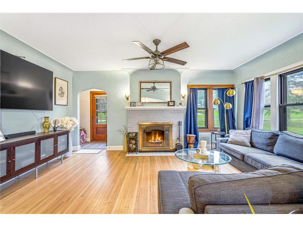 2533 Snelling Curve Roseville MN 55113 7048571 image5