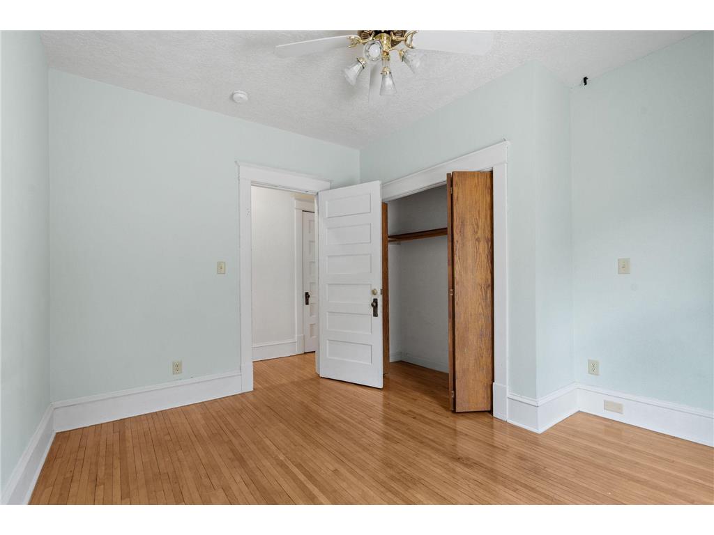 2535 Aldrich Avenue S Minneapolis MN 55405 7055953 image32