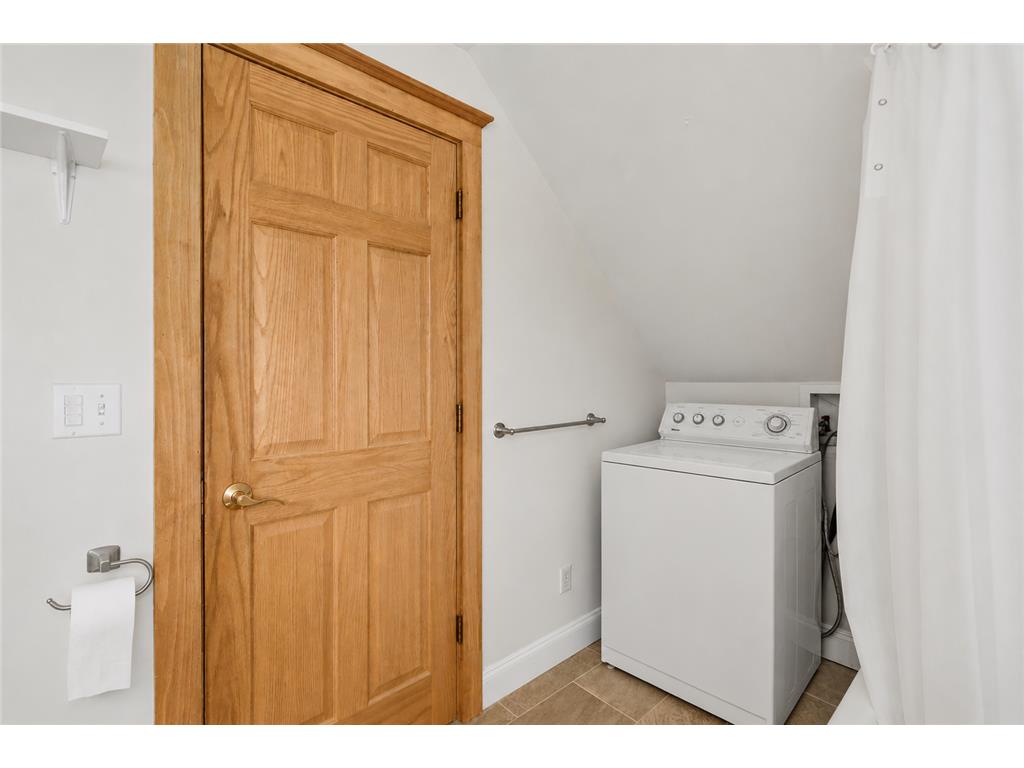 2535 Aldrich Avenue S Minneapolis MN 55405 7055953 image47