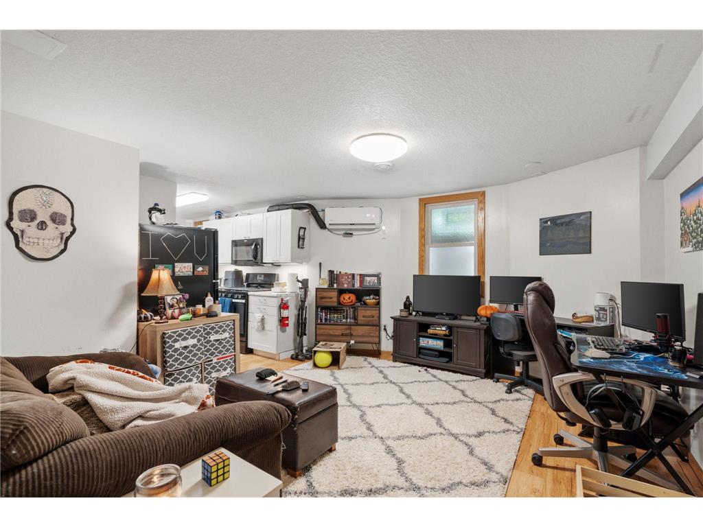 2535 Aldrich Avenue S Minneapolis MN 55405 7055953 image53