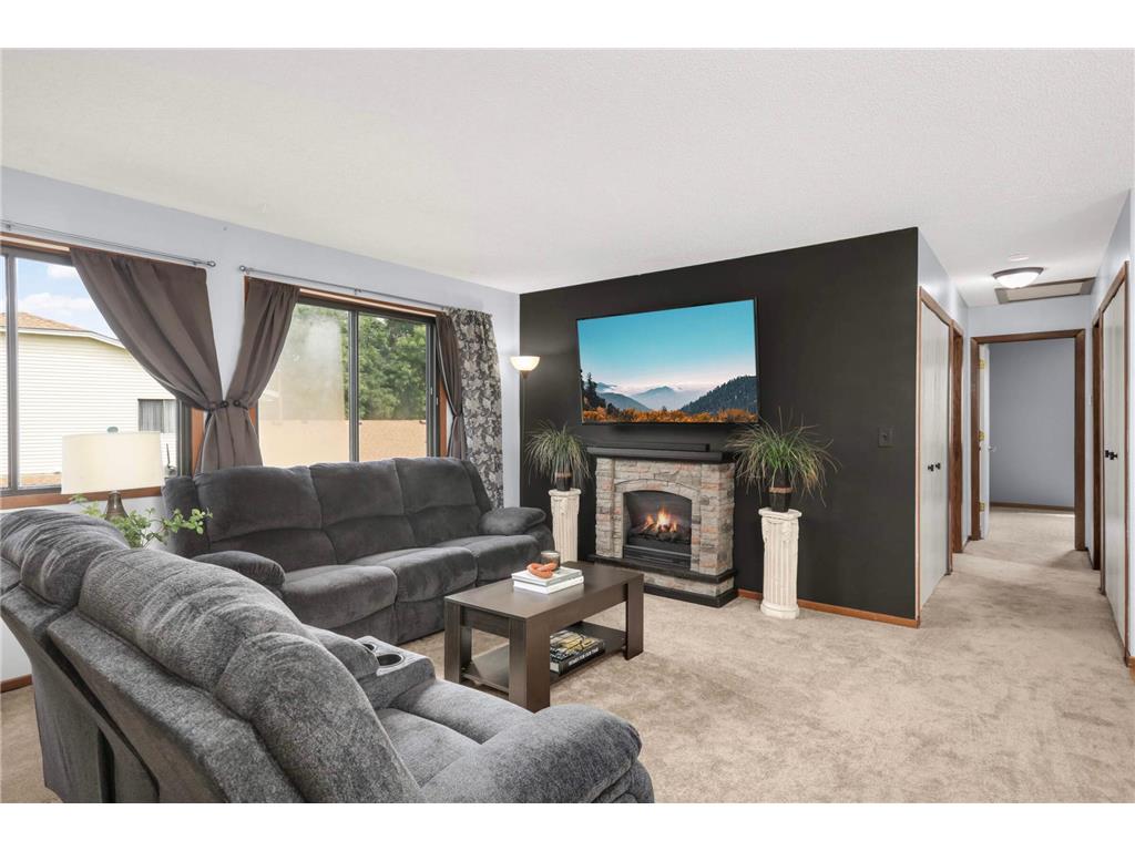 2536 Brookdale Lane Brooklyn Park MN 55444 6805441 image2