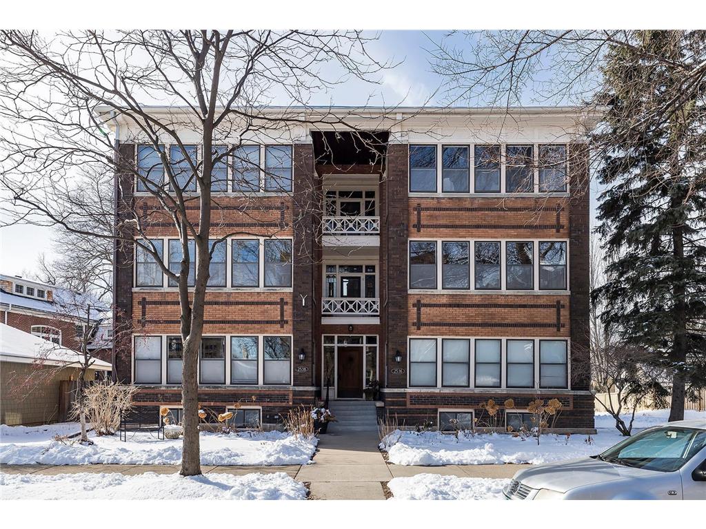 2536 Humboldt Avenue S #4 Minneapolis MN 55405 7020169 image1