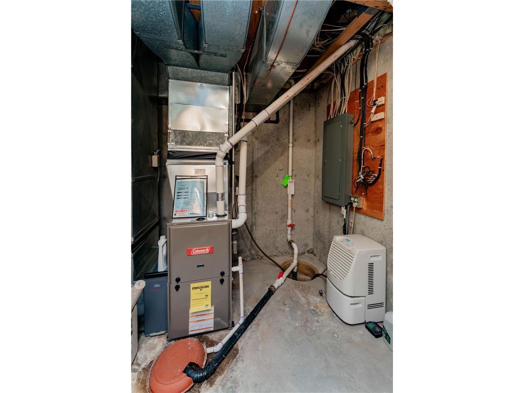 2536 University Drive S #D Fargo ND 58103 7097069 image48