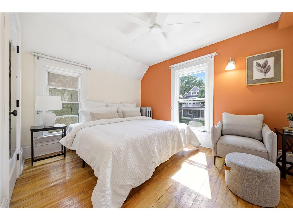 2537 Bryant Avenue S Minneapolis MN 55405 7081875 image10
