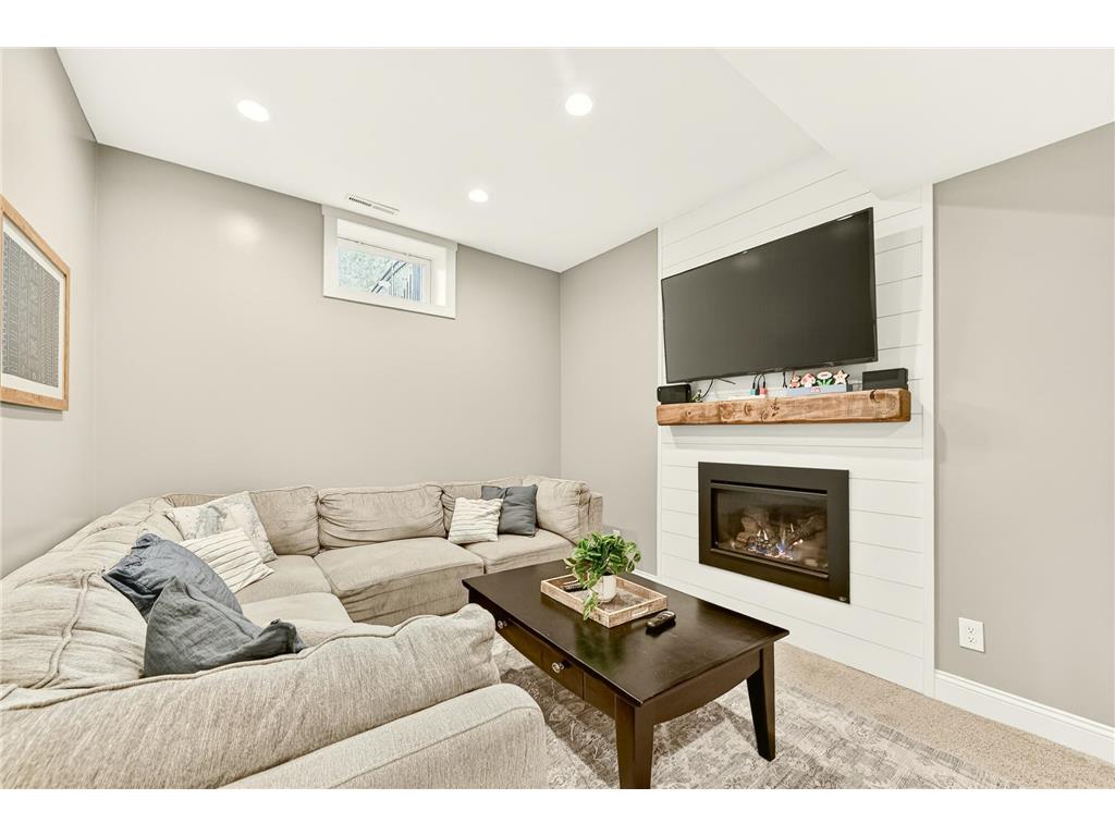 2537 Lisa Lane NE Rochester MN 55906 7083878 image35