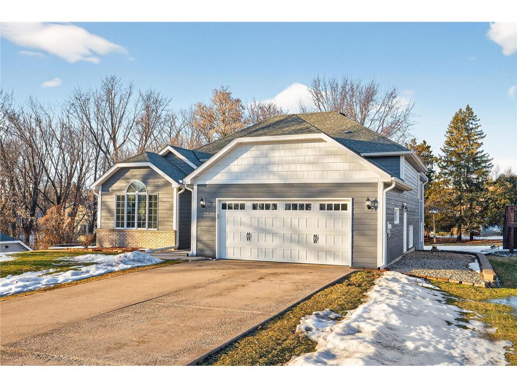 2539 Highwood Avenue E Maplewood MN 55119 7022159 image1