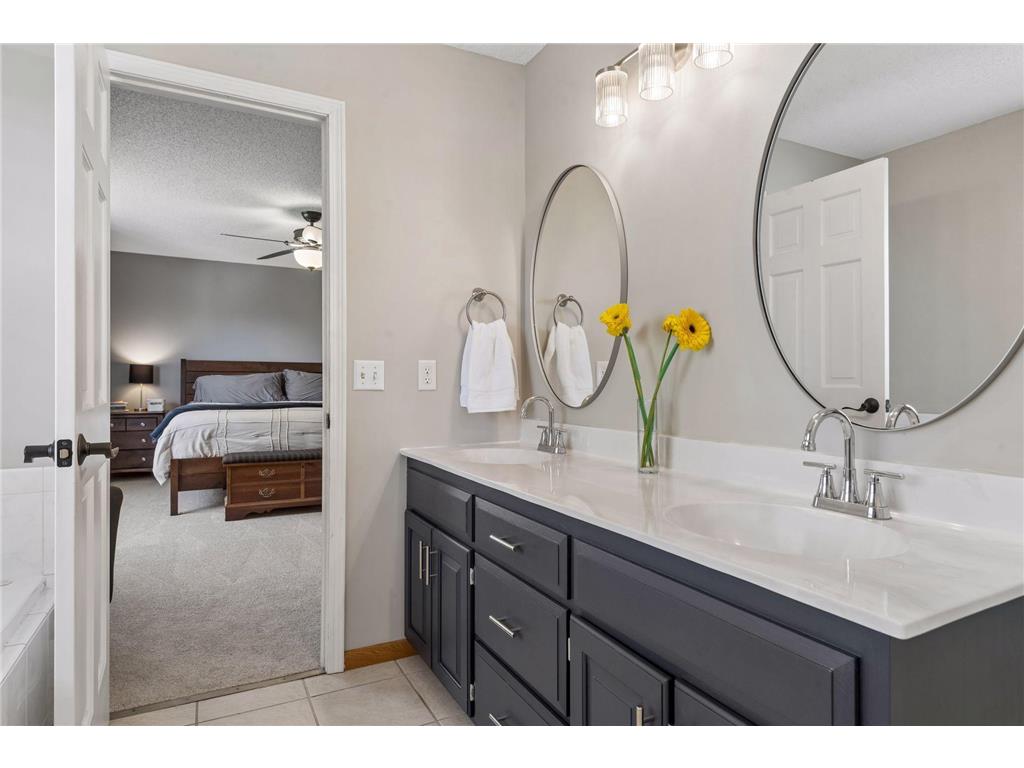 254 Jaspers Circle S Chaska MN 55318 7051809 image23